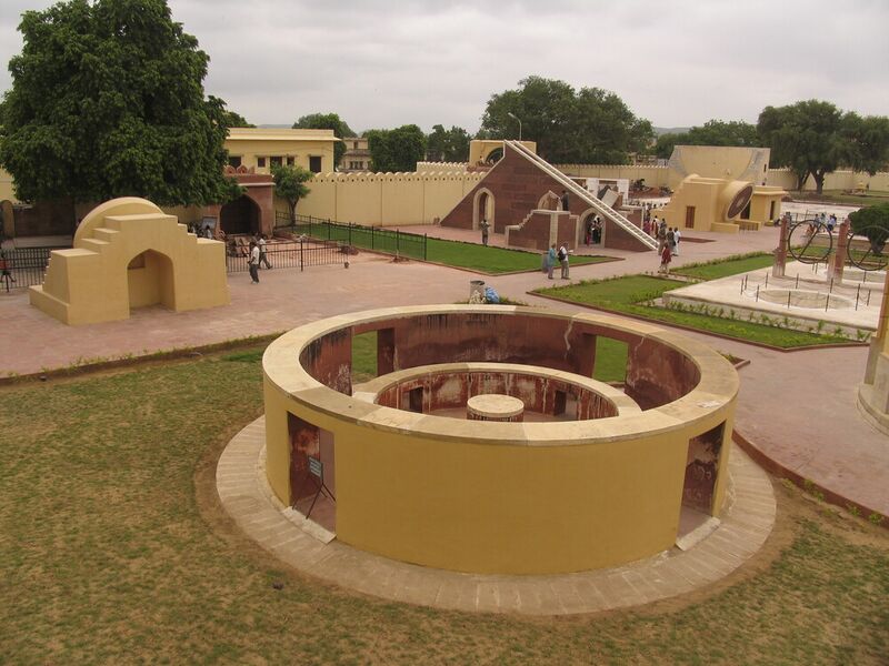 File:The Jantar Mantar, Jaipur2.jpg