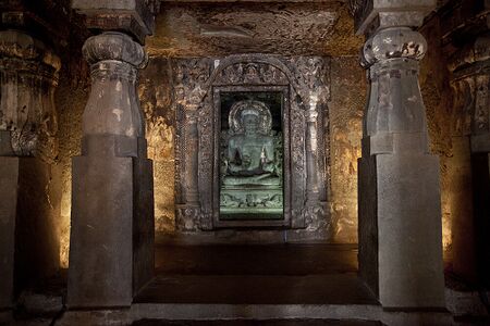 Ajanta Caves3.jpg