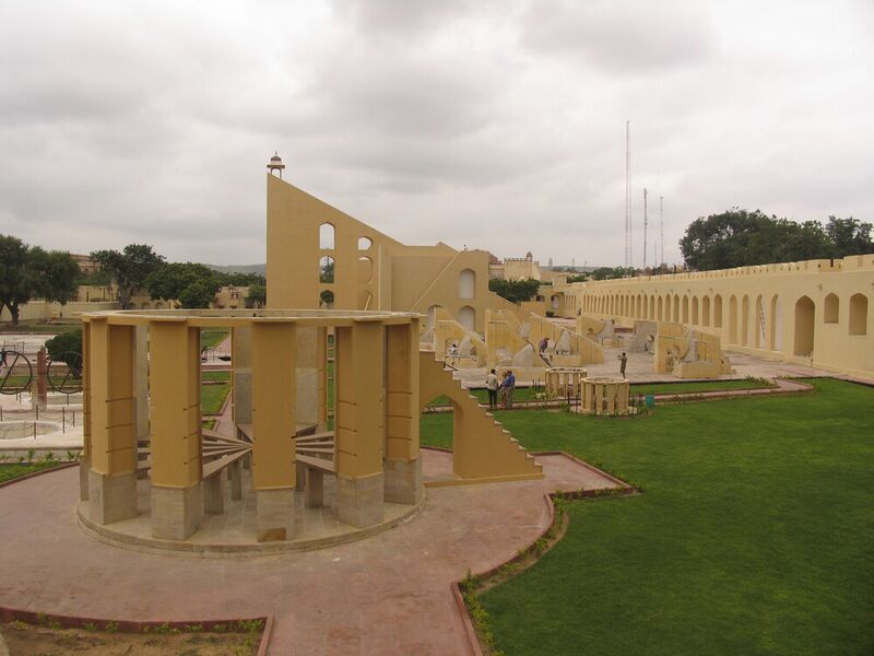 File:The Jantar Mantar, Jaipur5.jpg
